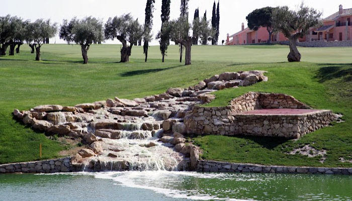 la-finca-water